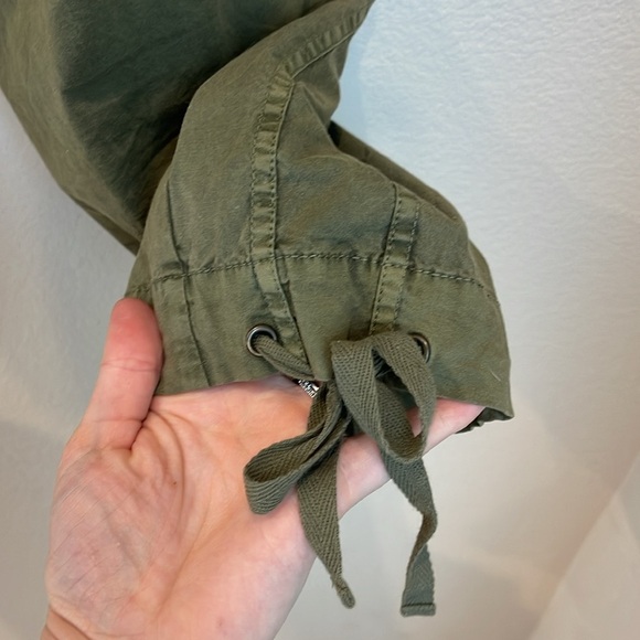 Soft Surroundings Cotton Cargo Style Crop Trouser Size Large - Picture 6 of 7